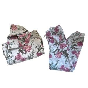 Girls matching floral set, pre owned excellent condition!